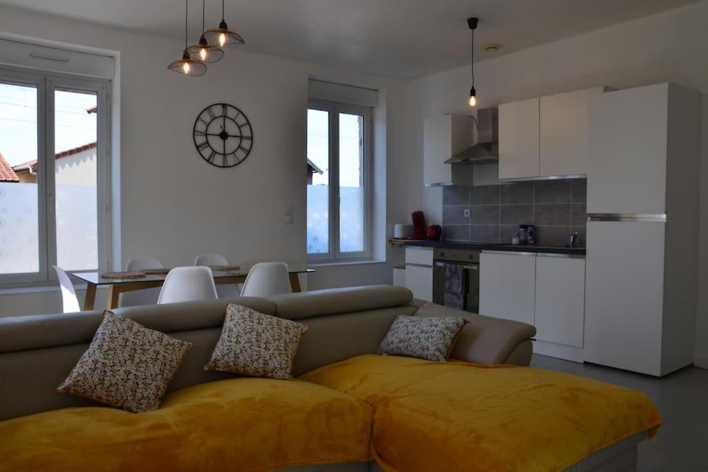Ferienwohnung Gite De La Gare - Avec Parking Hesdigneul-les-Boulogne Exterior foto